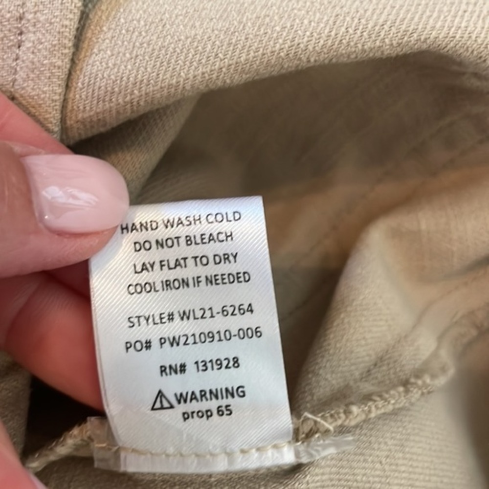 NWT- Wishlist Apparel Tan Sleeveless Button Up Romper - Picture 8 of 8